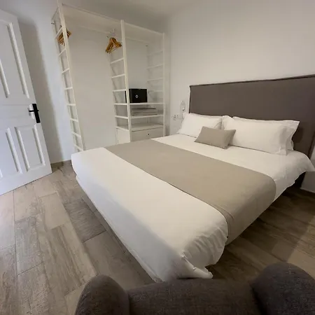 Costa Adeje Garden アパートホテル