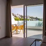 Costa Adeje Garden Aparthotel 4*