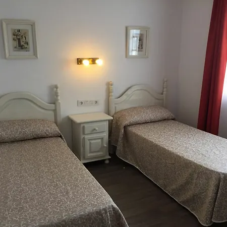 מלון דירות Costa Adeje Garden 3*