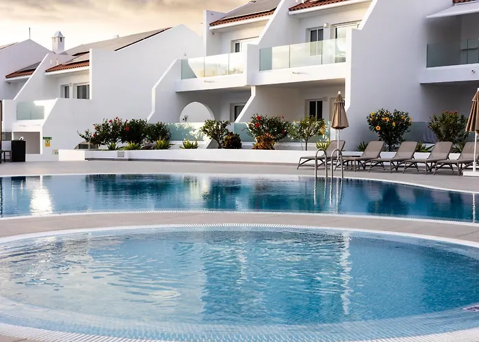 Hotel apartamentowy Costa Adeje Garden Playa de las Americas (Tenerife)