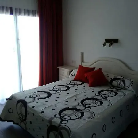 Costa Adeje Garden 아파트호텔